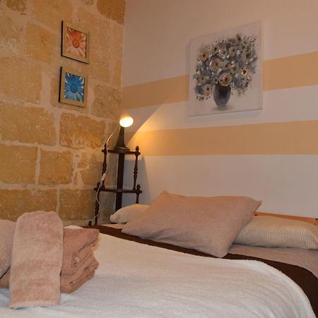 St George Of Lydda B&B Victoria Luaran gambar