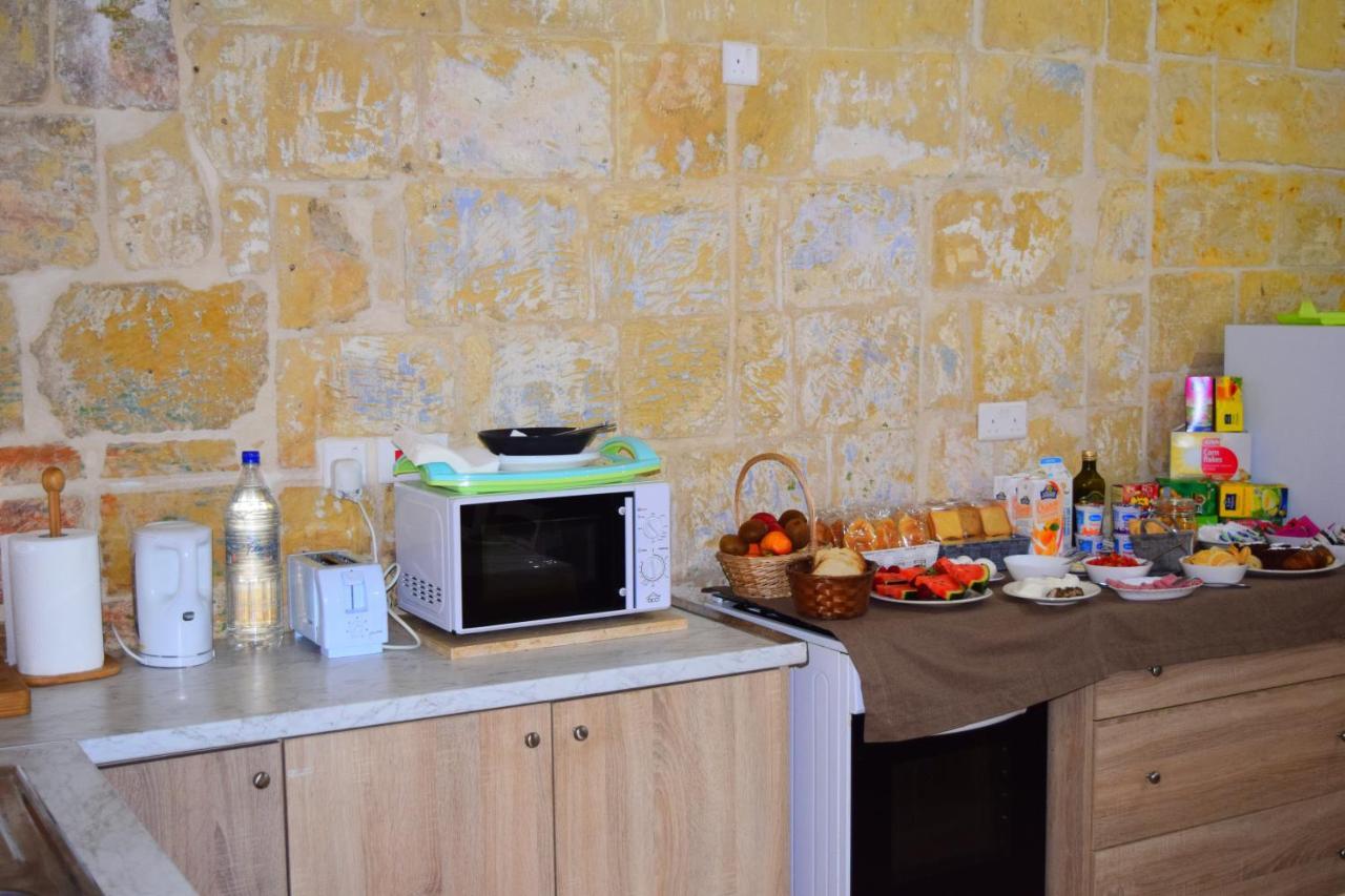 St George Of Lydda B&B Victoria Luaran gambar